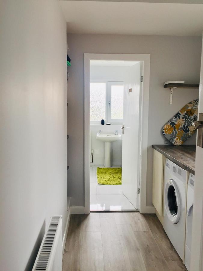 Quiet Residence Close To M6 Preston Samlesbury ภายนอก รูปภาพ